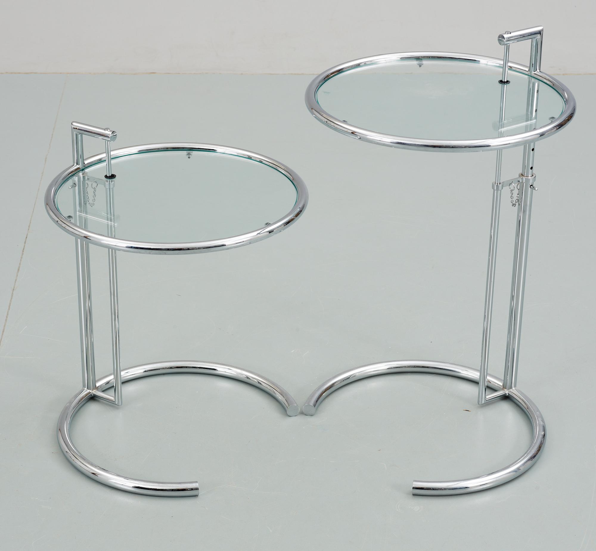 BORD, ett par. Modell E1027, Eileen Gray, ClassicCon.