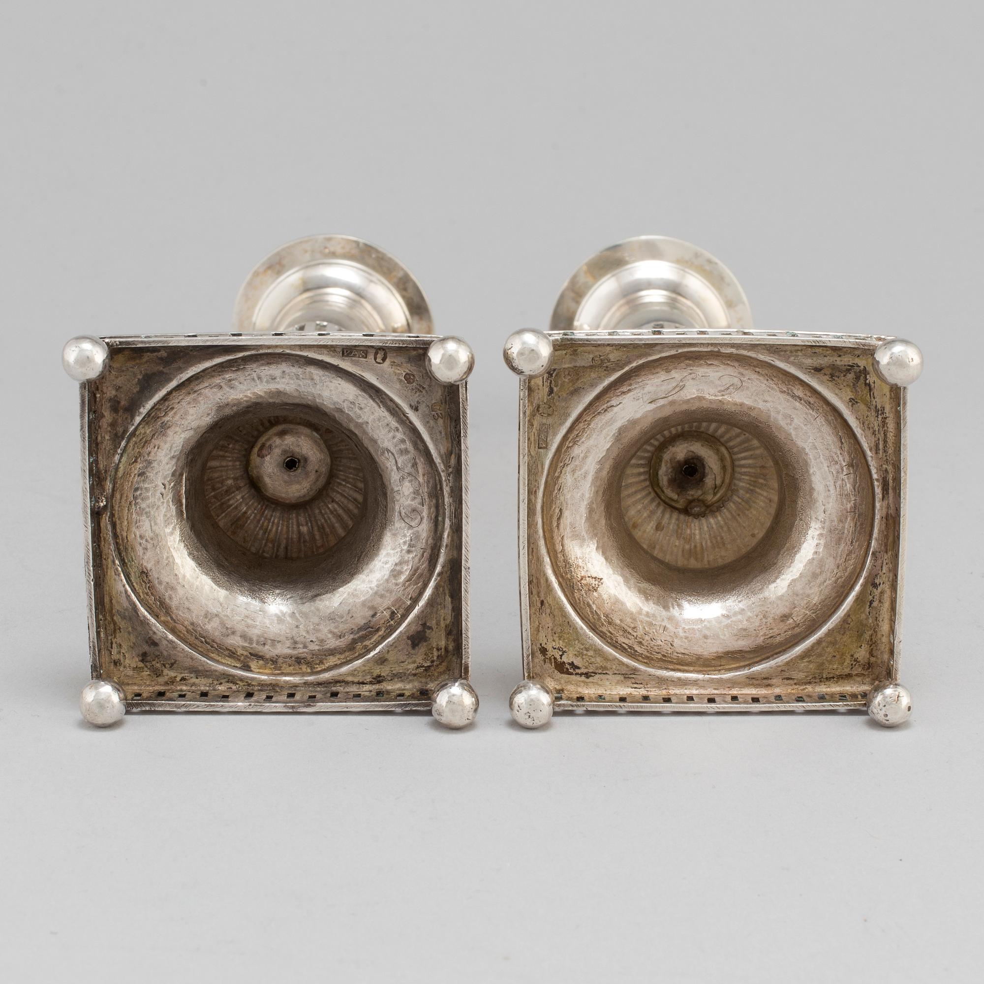 Petter Adolf Sjöberg, ljusstakar, ett par, silver, Stockholm 1813. Sengustavianska.