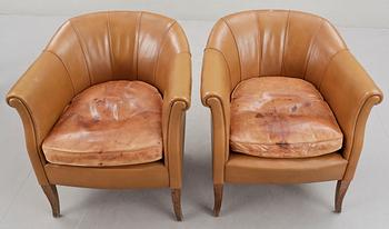 FÅTÖLJER, ett par, 1920-tal.