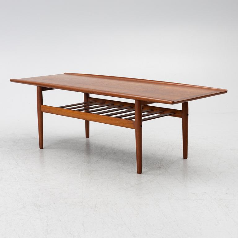 Grete Jalk, Coffee table, Glostrup Møbelfabrik, Denmark 1950s/60s.