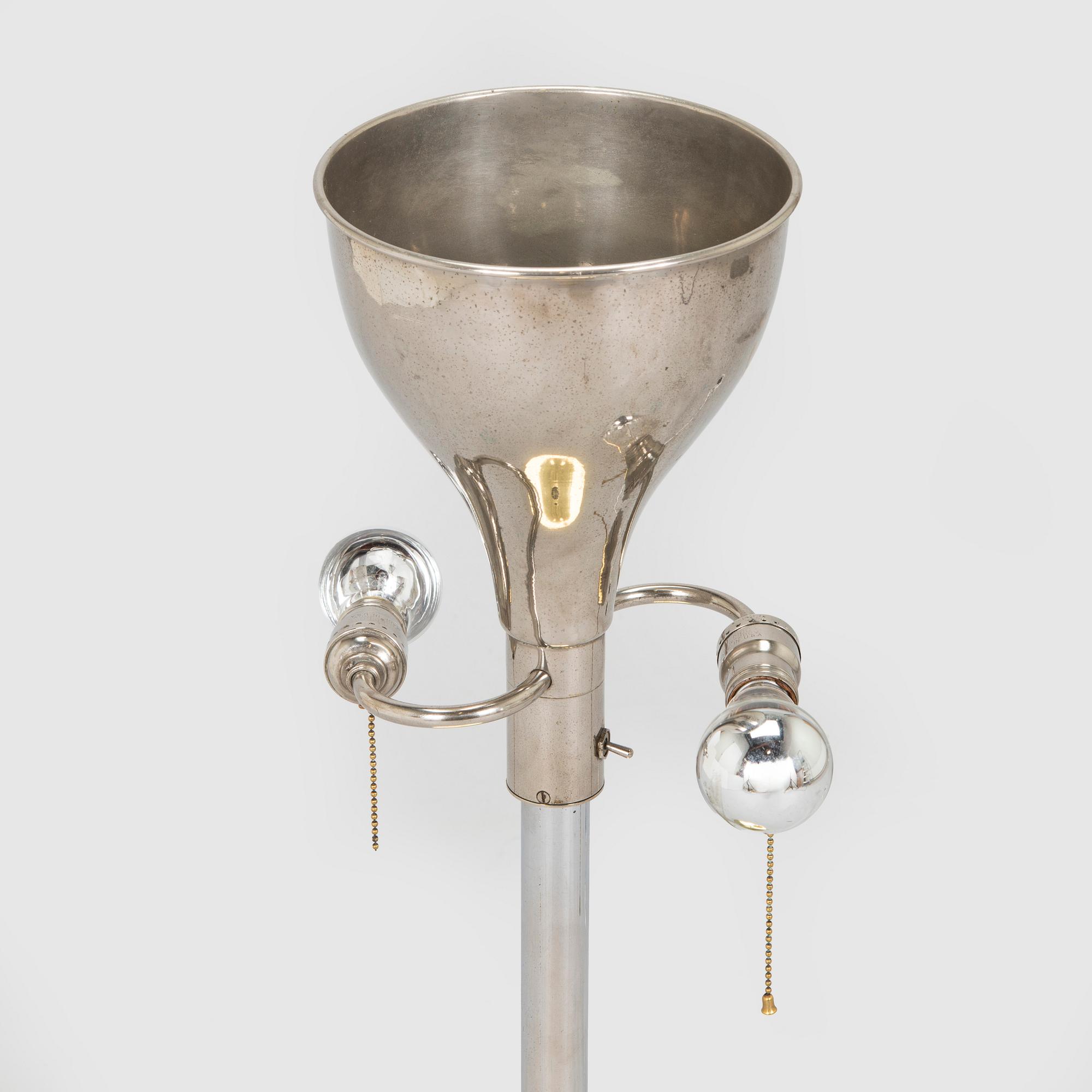 A mid-20th century floor/tablelamp, France.