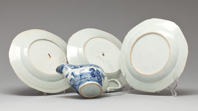 PARTI PORSLIN, 4 delar. Kina, bland annat Qianlong (1736-95).