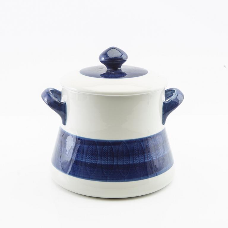 Hertha Bengtson, 31-piece "Koka blå" service, Rörstrand, late 20th century porcelain.
