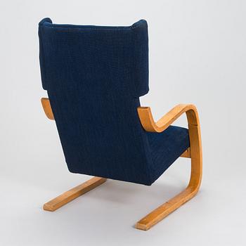 Alvar Aalto, a mid-20th century '401' armchair for  O.Y. Huonekalu- ja Rakennustyötehdas A.B. Finland.