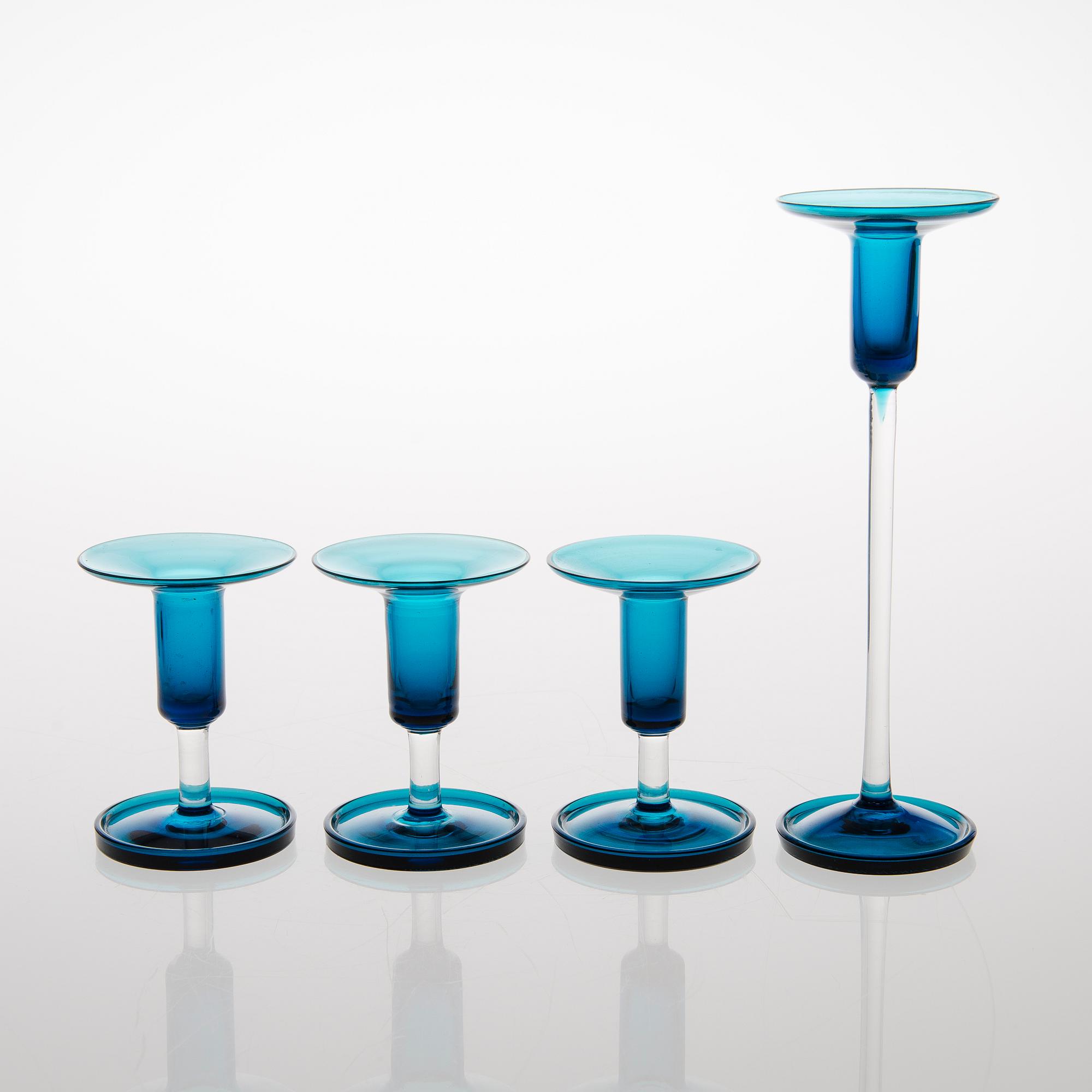 A 25 piece 'Harlekiini' glasswear for Riihimäki Glass, Finland.