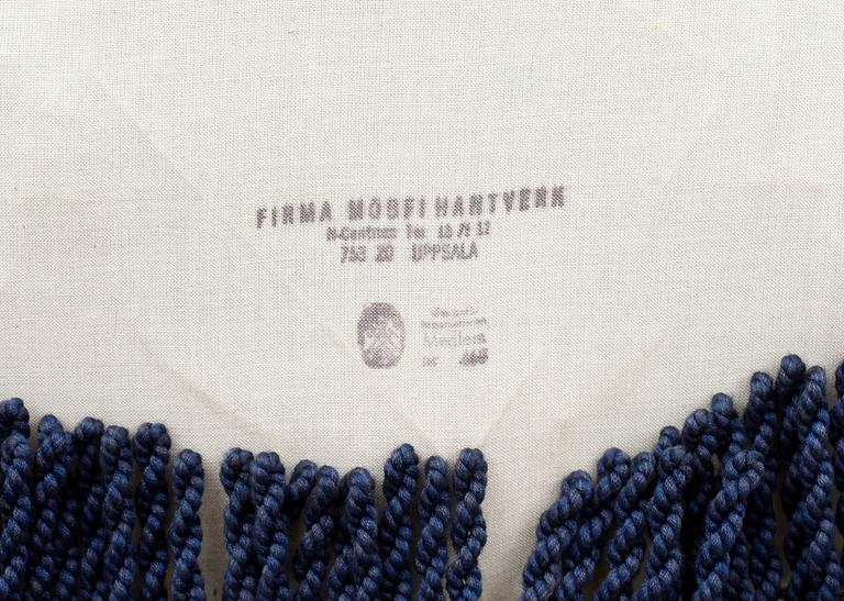 EMMAFÅTÖLJER, ett par, 1800-/1900-tal.