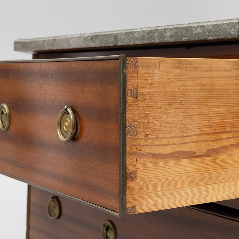 Chest of drawers, Gustavian style, late 19th century.