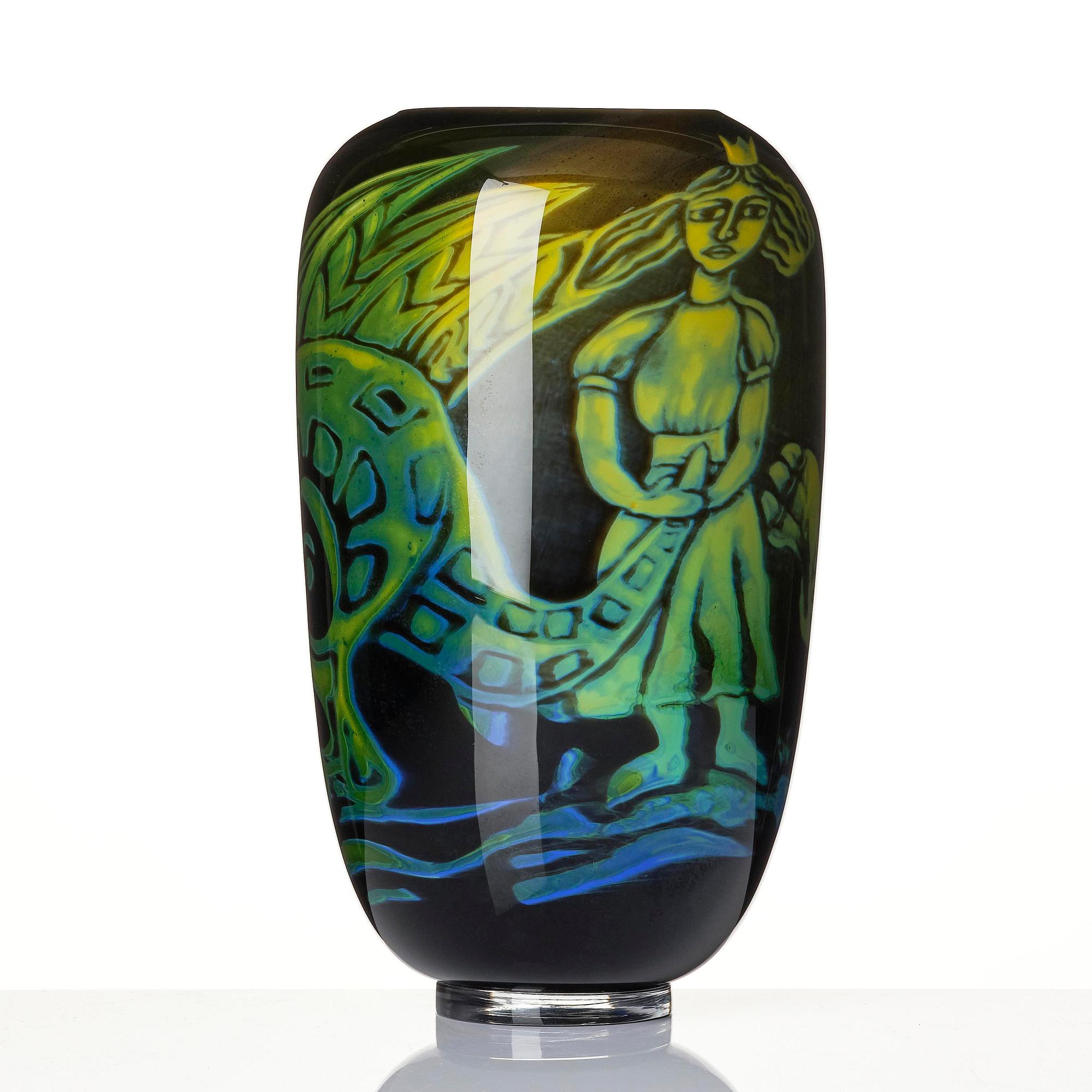Eva Englund, a graal glass vase, Muraya, Sweden 1993.
