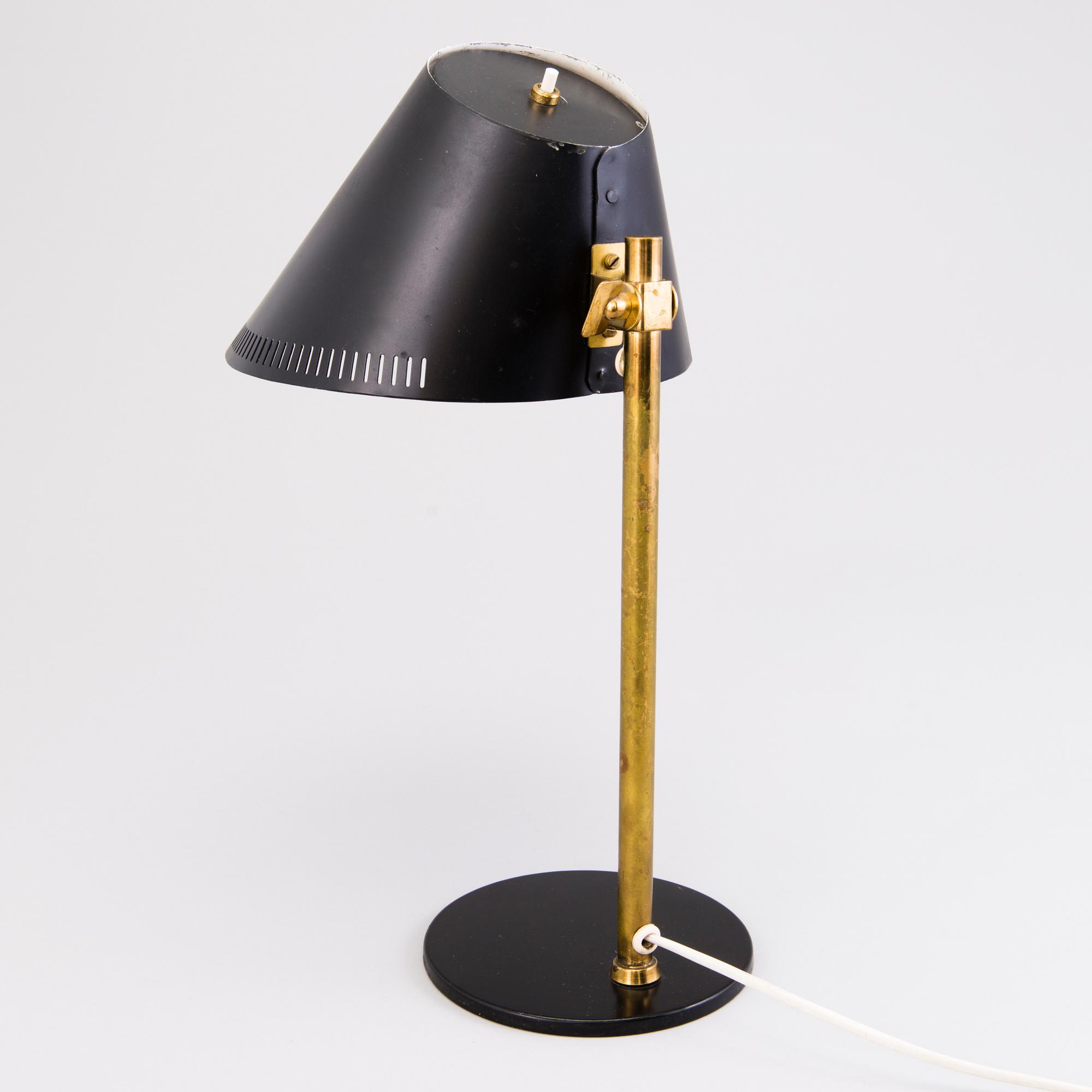 PAAVO TYNELL,  PÖYTÄVALAISIN, 9227, Idman, 1900-luvun puoliväli.