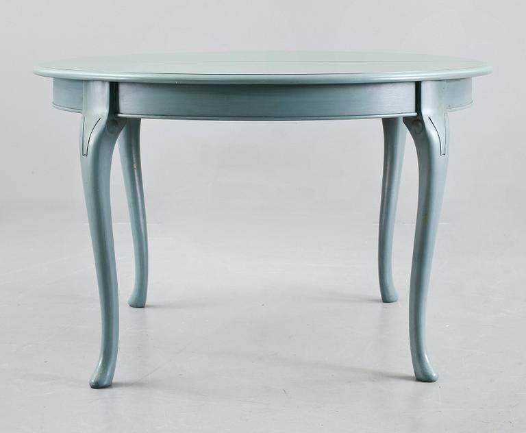 MATSALSGRUPP, 7 delar,  Rokokostil, K A Roos möbler och Inredningar AB, Kulla Gunnarstorp.  Sekelskifte 1900/2000.