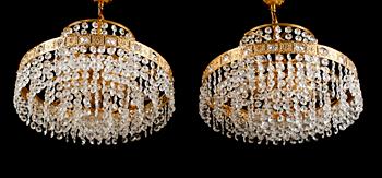 TAKLAMPOR, 1 par, 1900-talets andra hälft. Höjd 45 cm.