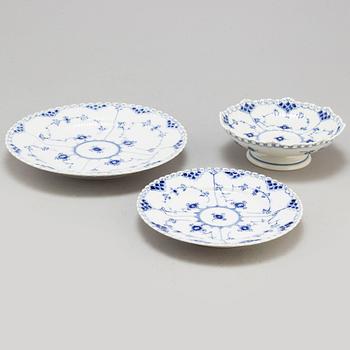 ROYAL COPENHAGEN, an 80-piece 'Musselmalet' porcelain service, Denmark.