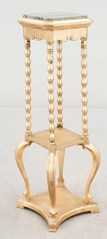 PIEDESTAL,  1900-talets första hälft.