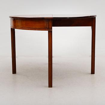 BORD, sengustavianskt, omkring år 1800.