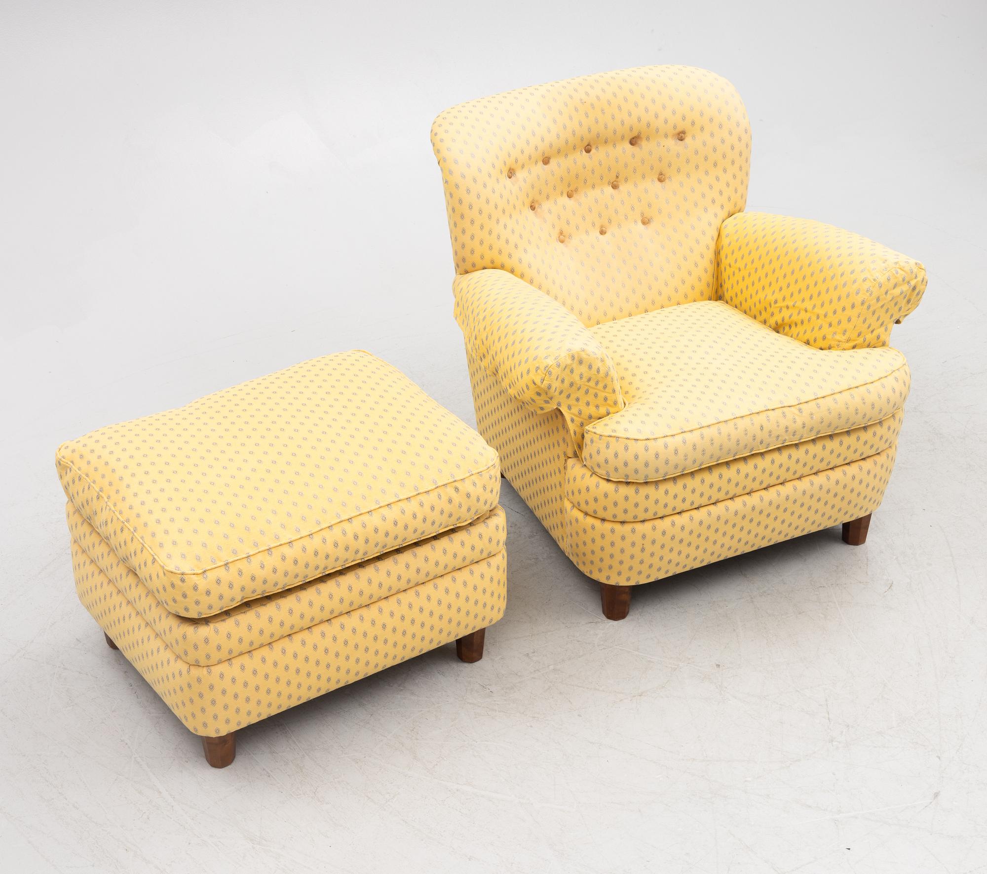 Josef Frank, fåtölj med fotpall, modell 336, Firma Svenskt Tenn.