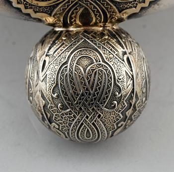 DRYCKESKANNA, silver, CG Hallberg, Stockholm 1949. Vikt ca 1216 g.