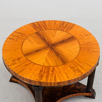 An art déco table.
