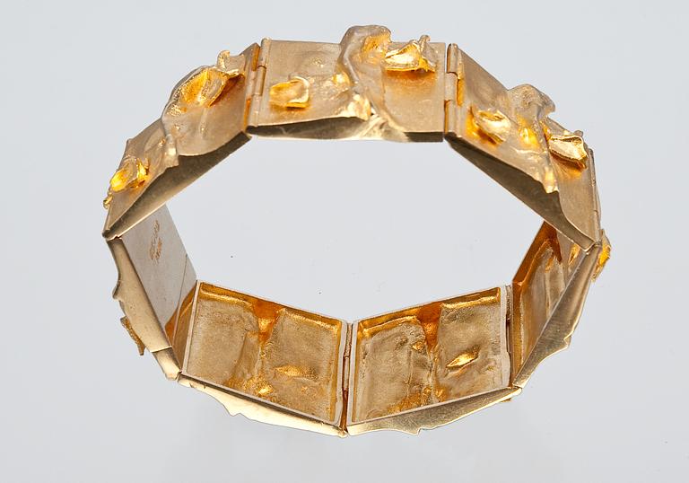 Björn Weckström, A GOLDEN BRACELET " HIPPURANNE".