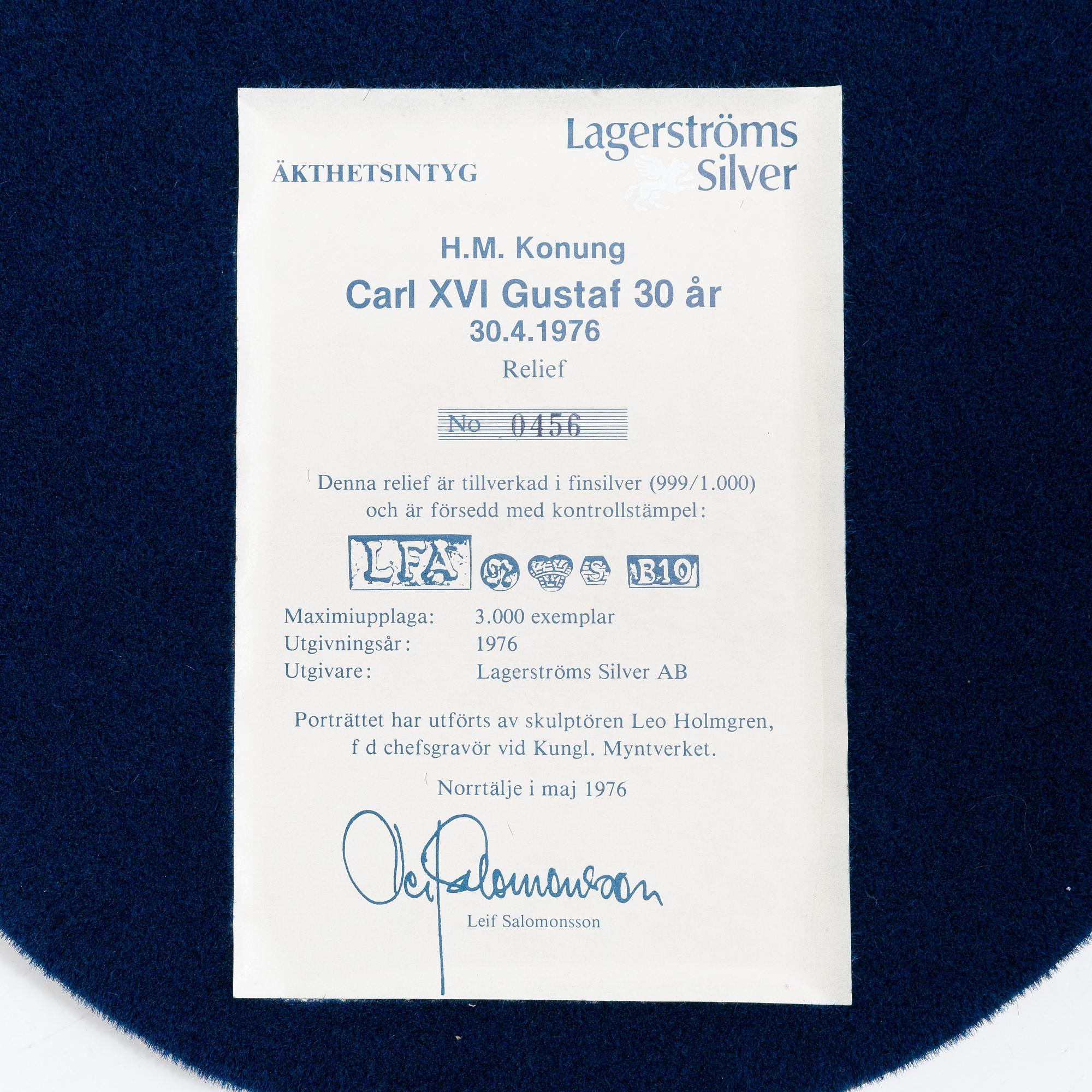 Relief, a pair, silver 999/1000, numbered 456 and 457/3000, Lagerströms Silver AB, Norrtälje 1976.