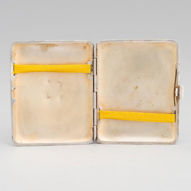 SAVUKERASIA, hopeaa, jossa 27. Jääkäripataljoonan risti. Suomalaiset tarkastusleimat, Helsinki 1928.