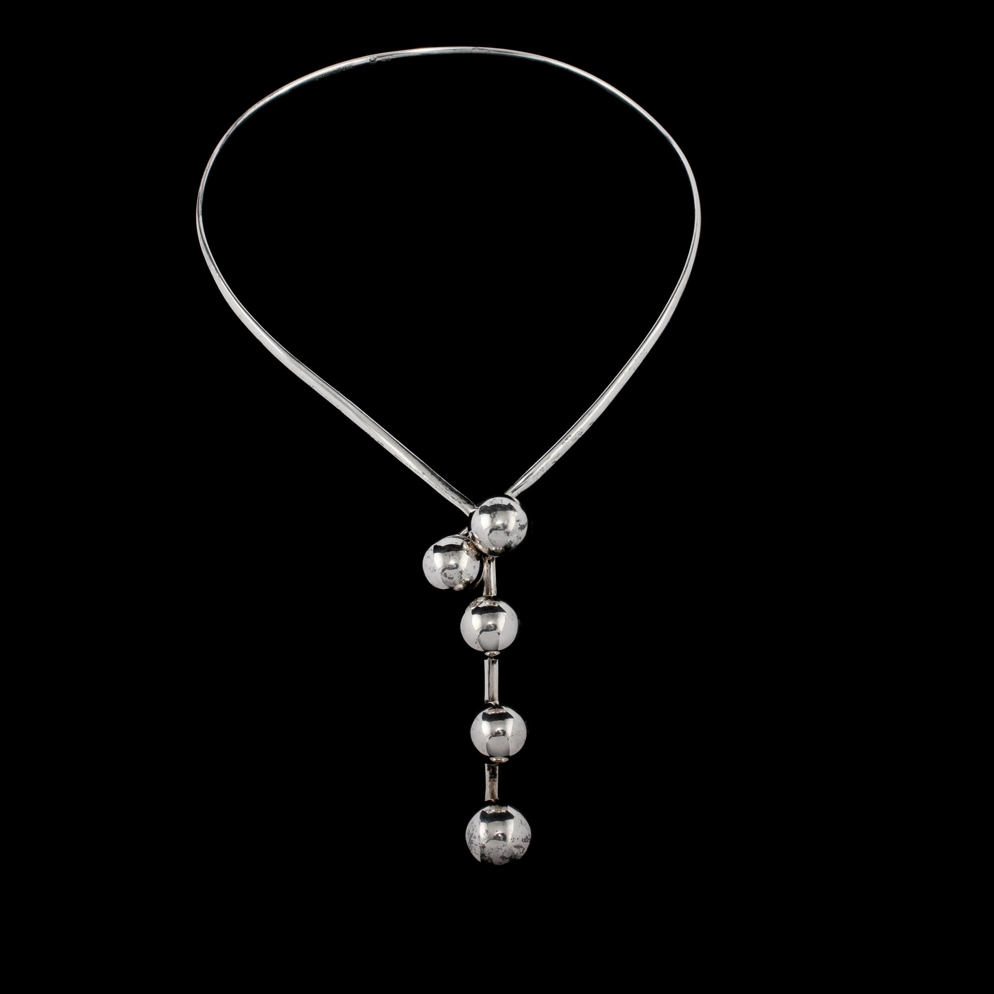 COLLIER, sterlingsilver, importstämplat. Vikt 36 g.