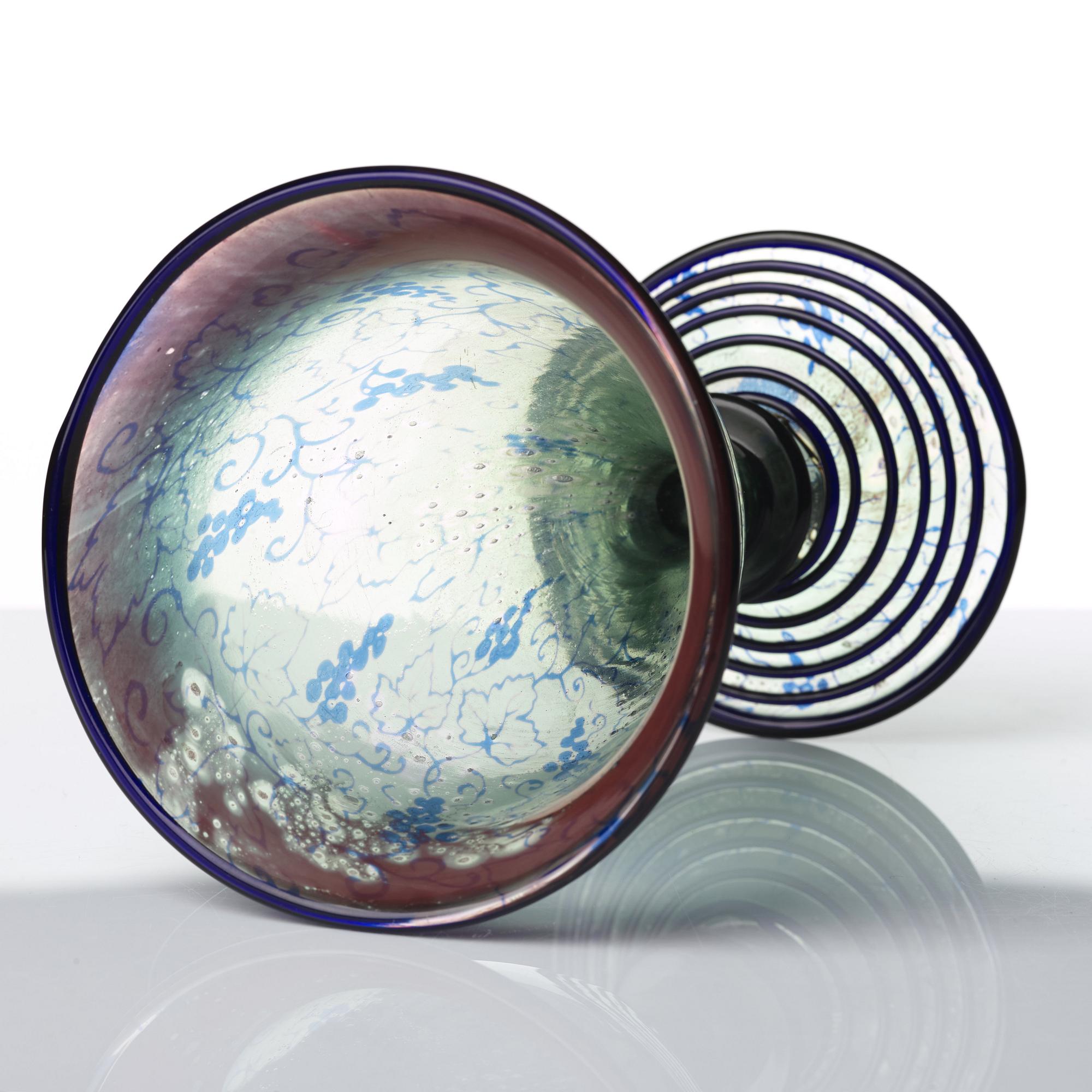 Simon Gate, & Knut Bergqvist, Heinrich Wollman, a graal vase, Orrefors 1918, nr 691.