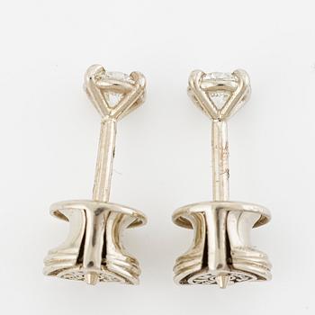Earrings, 18K white gold set with brilliant-cut diamonds totalling 0.46 ct.