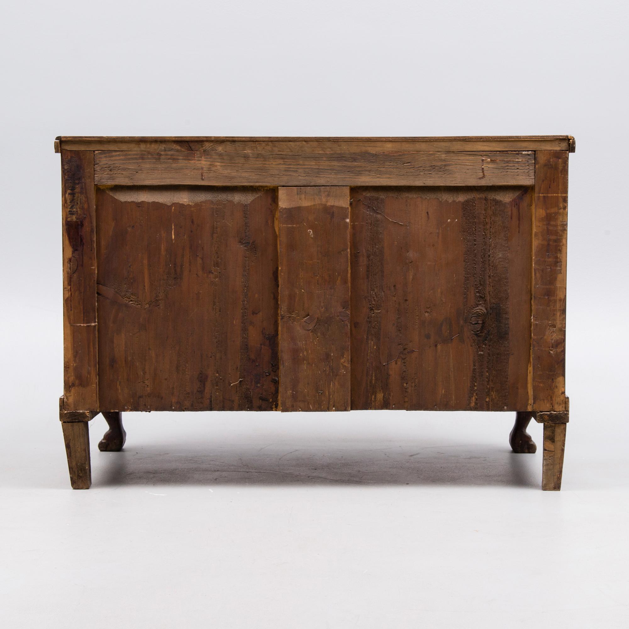 BYRÅ, Chippendale-stil, 1900-luvun alku.