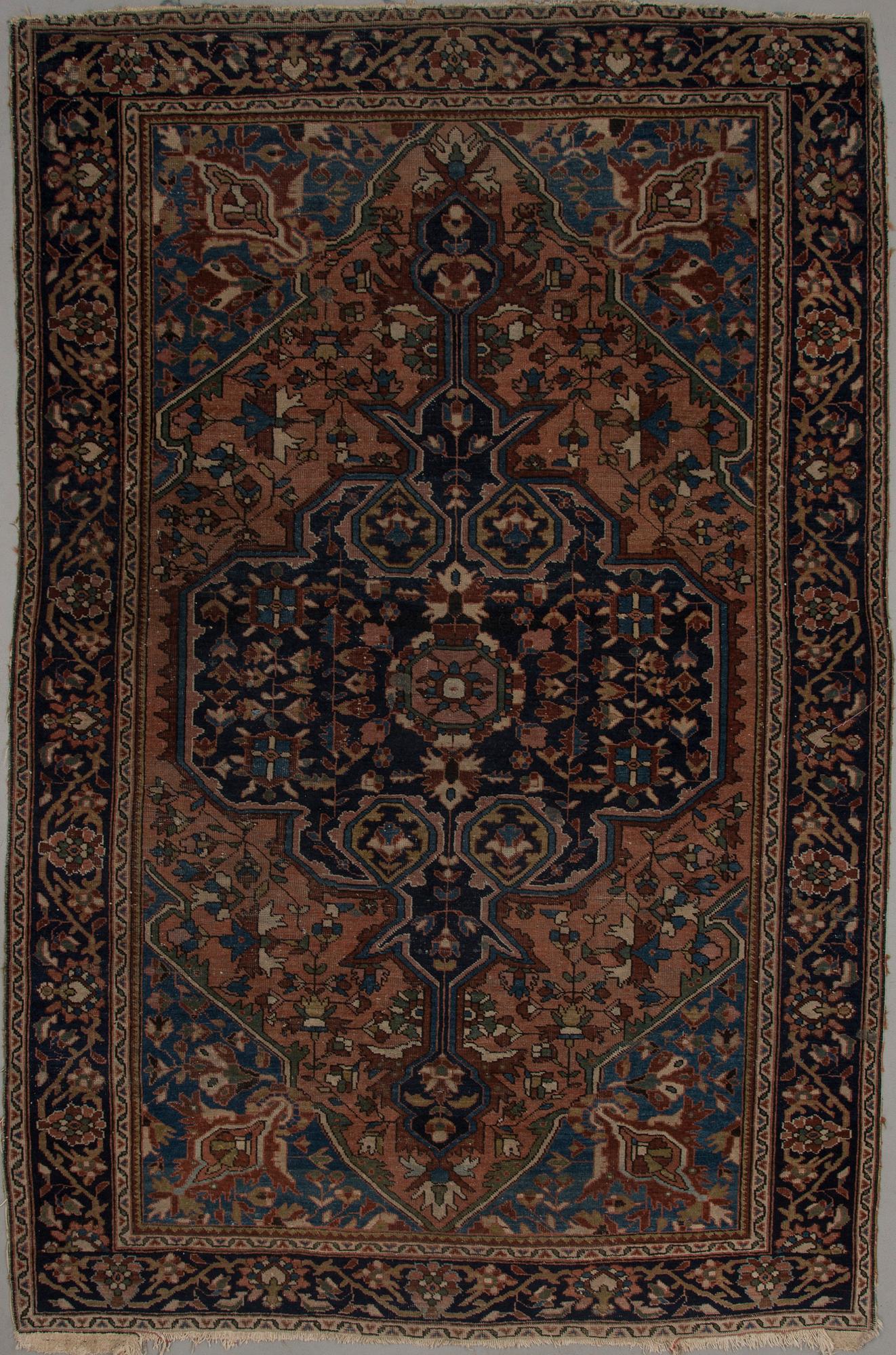 MATTA, antik, Persien. Ca 198x133 cm.