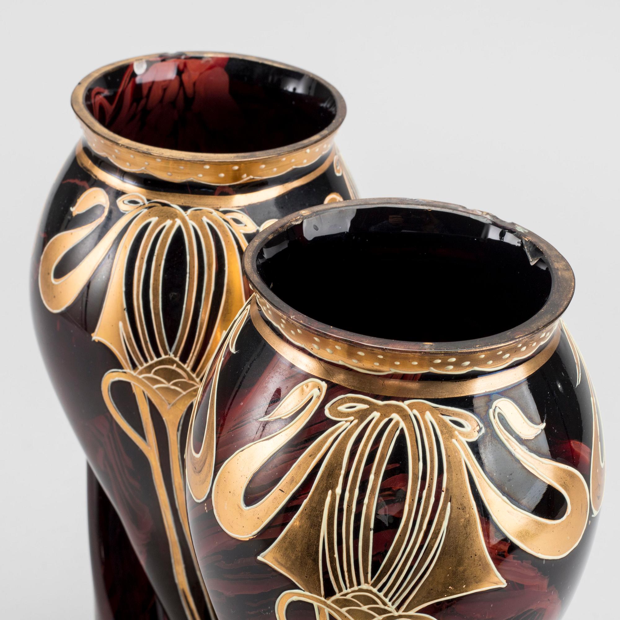 A pair of glas vases, 20th century,