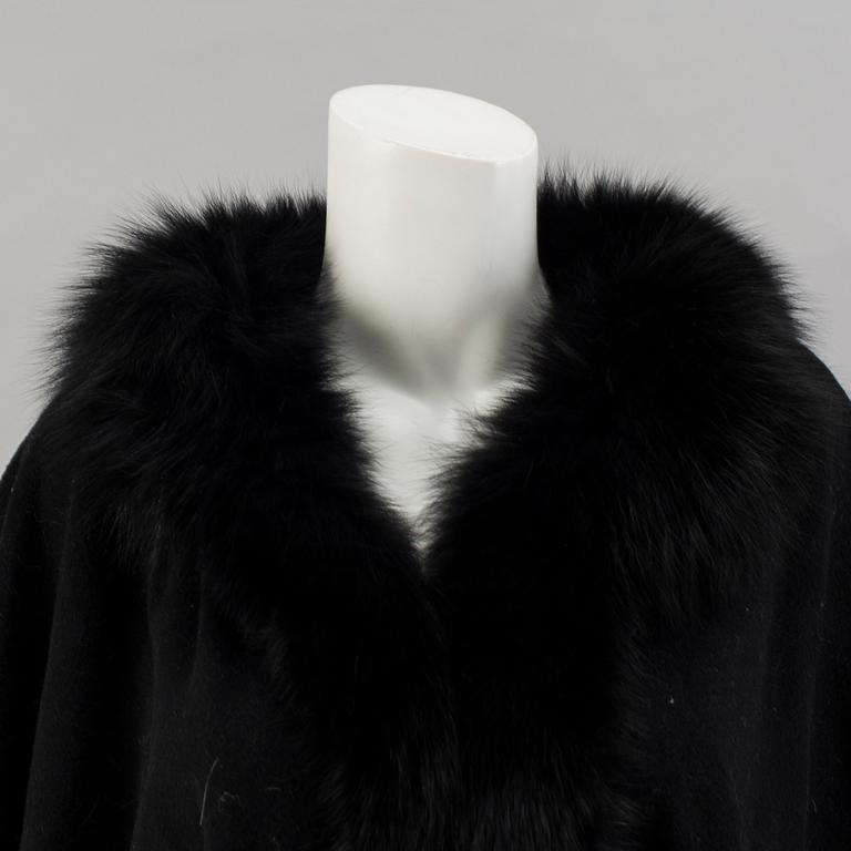 A cape from HPI of Sweden.