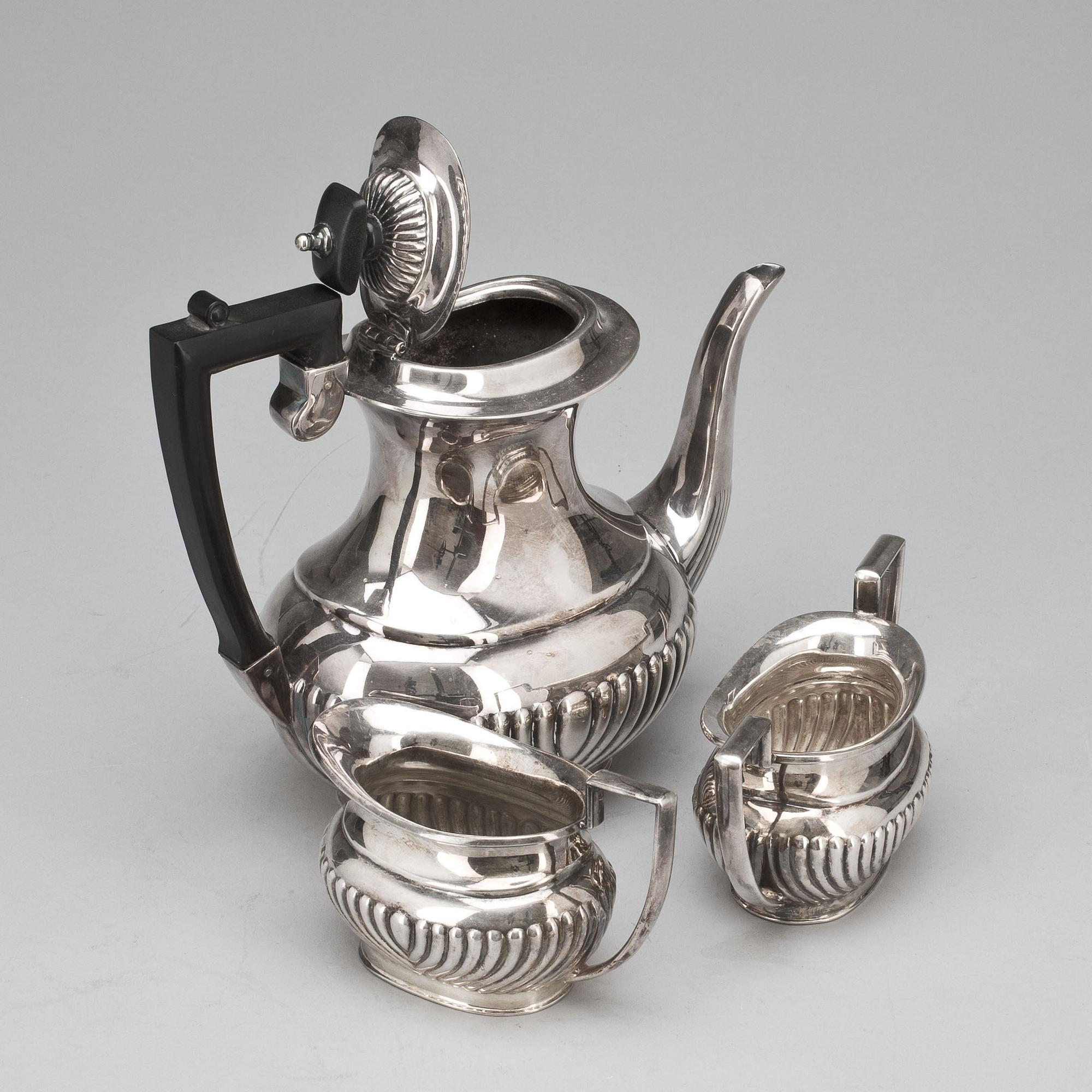 KAFFESERVIS, 3 delar, pläterat nysilver, Sheffield, England.