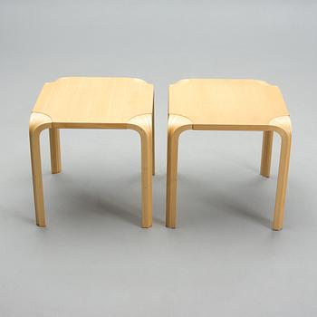 ALVAR AALTO, A PAIR OF STOOLS. X601. Artek. 1960/70´s.