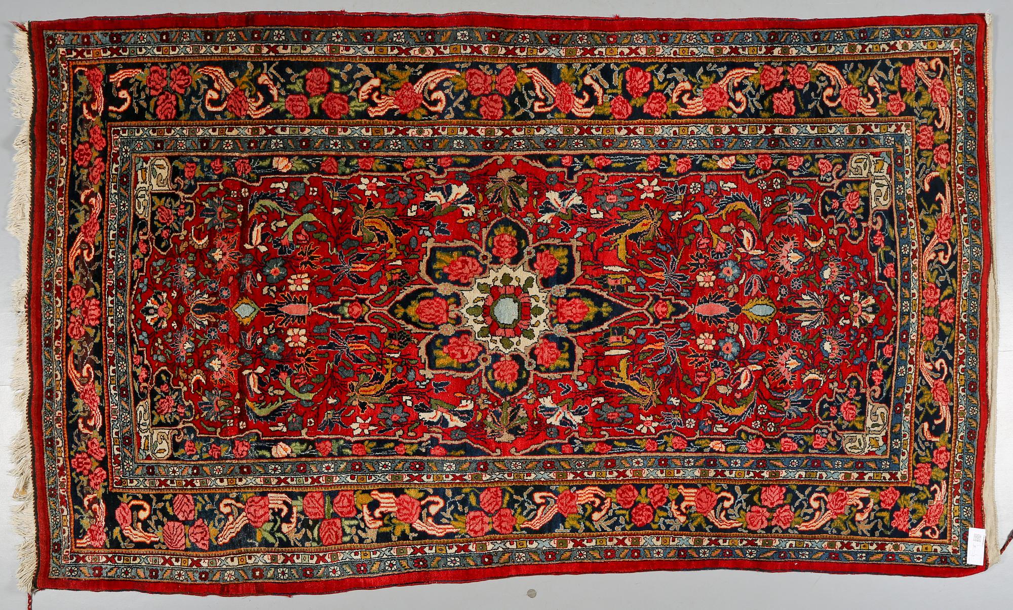 MATTA, troligen Bidjar, 268 x 155 cm, 1900-talets senare del.