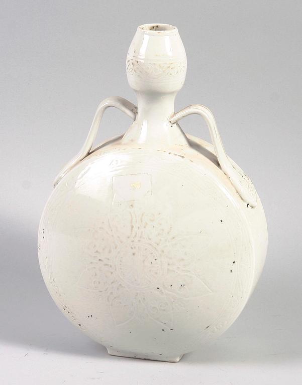 PILGRIMSFLASKA, porslin, 1900-tal, Kina.