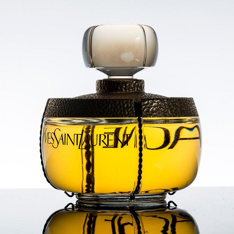 BUTIKSSKYLTNING, "Champagne", Yves Saint Laurent, 1990-tal.