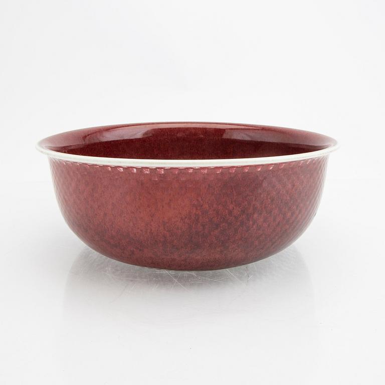 Signe Persson-Melin, a "Chwss" bowl for Boda Nova sample.