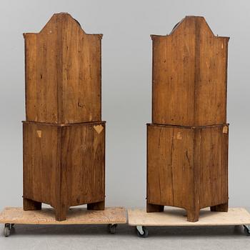 HÖRNSKÅP, ett par, Holland, 1800-tal.