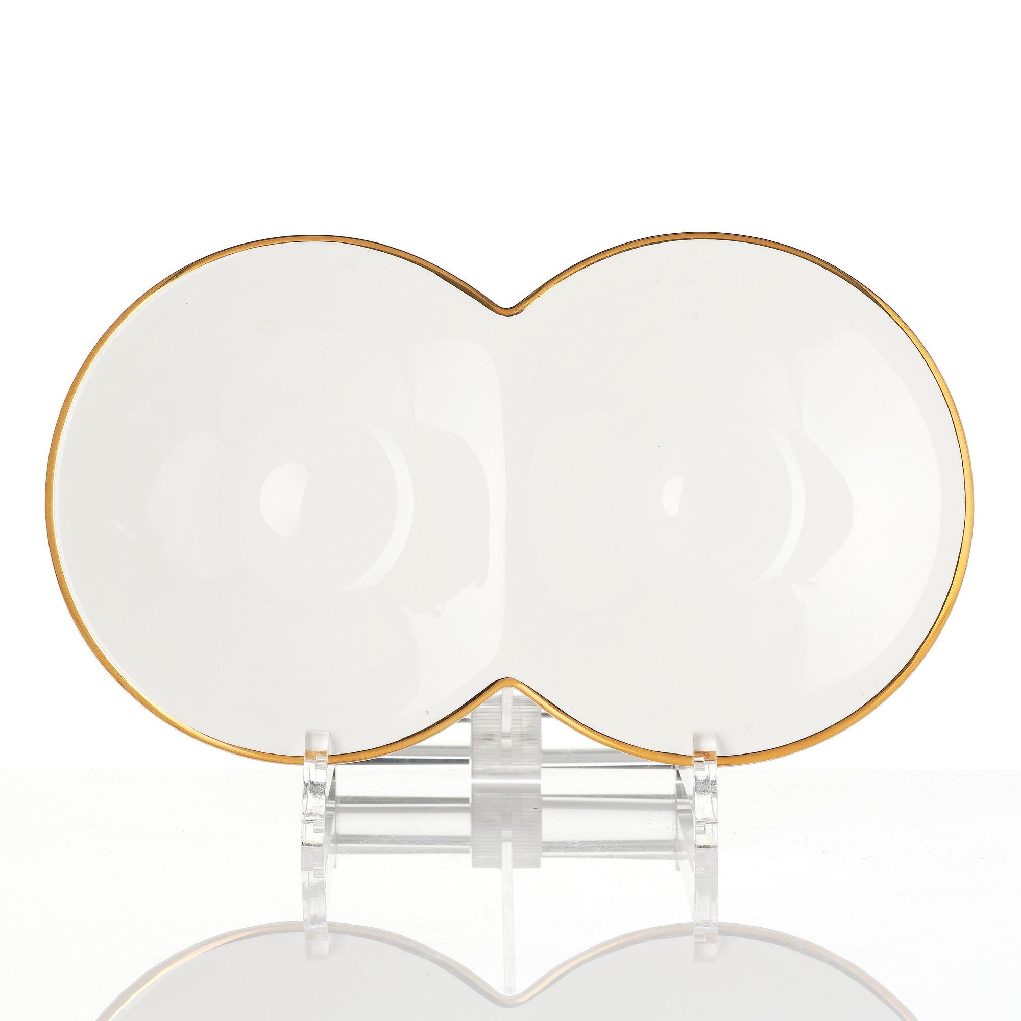 Mona Hatoum, "T42 (gold)".