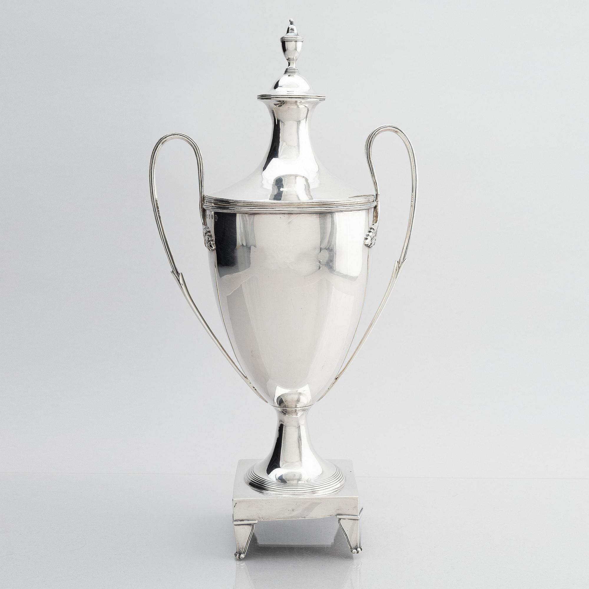 Tekök, silver, London 1788.