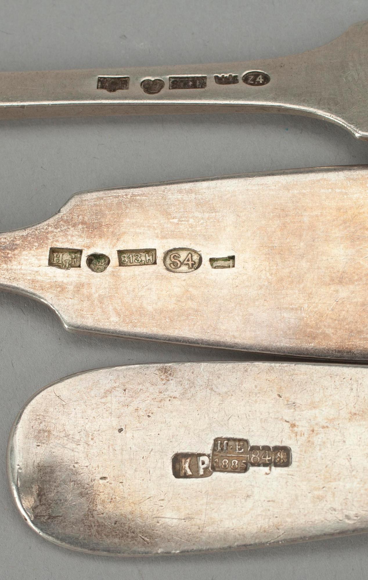 BESTICK, 12 st, silver, ryska och finska stämplar. Sekelskiftet 1800-1900-tal. Vikt. tot. ca 649 g.