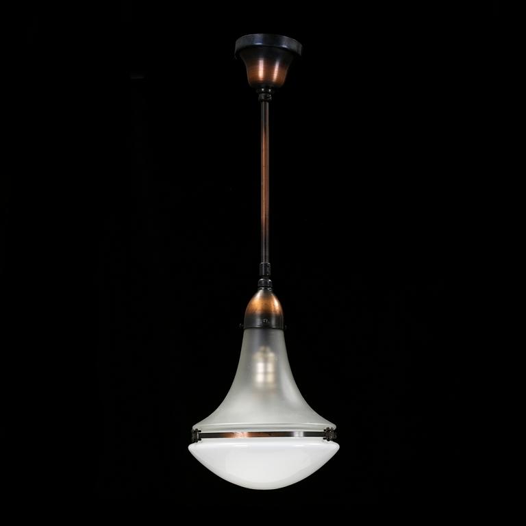 TAKLAMPA, AEG, Peter Behrens. 1900-talets första hälft.