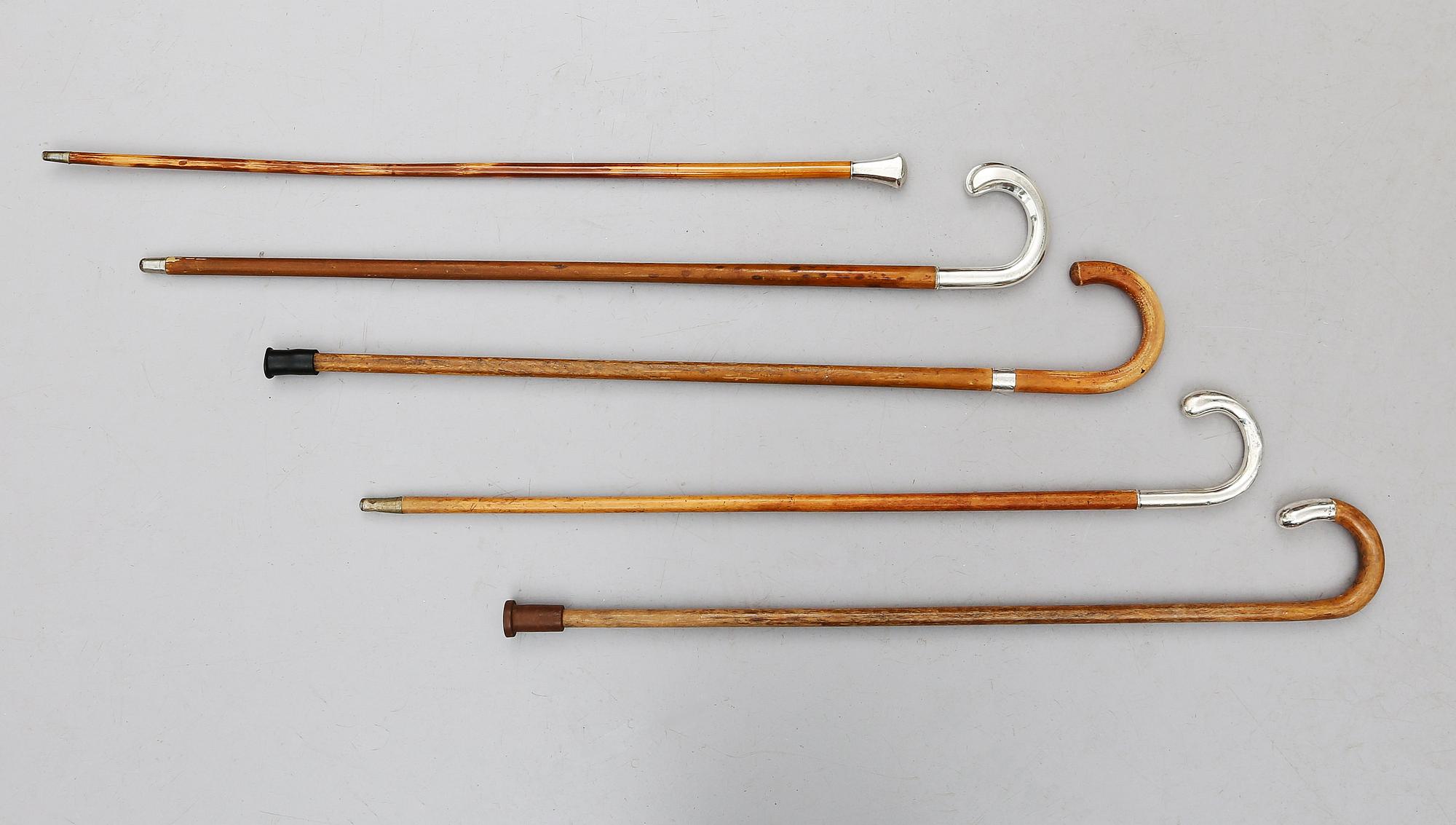 KÄPPAR, 5 st, trä och silver, 1900-talets första hälft.