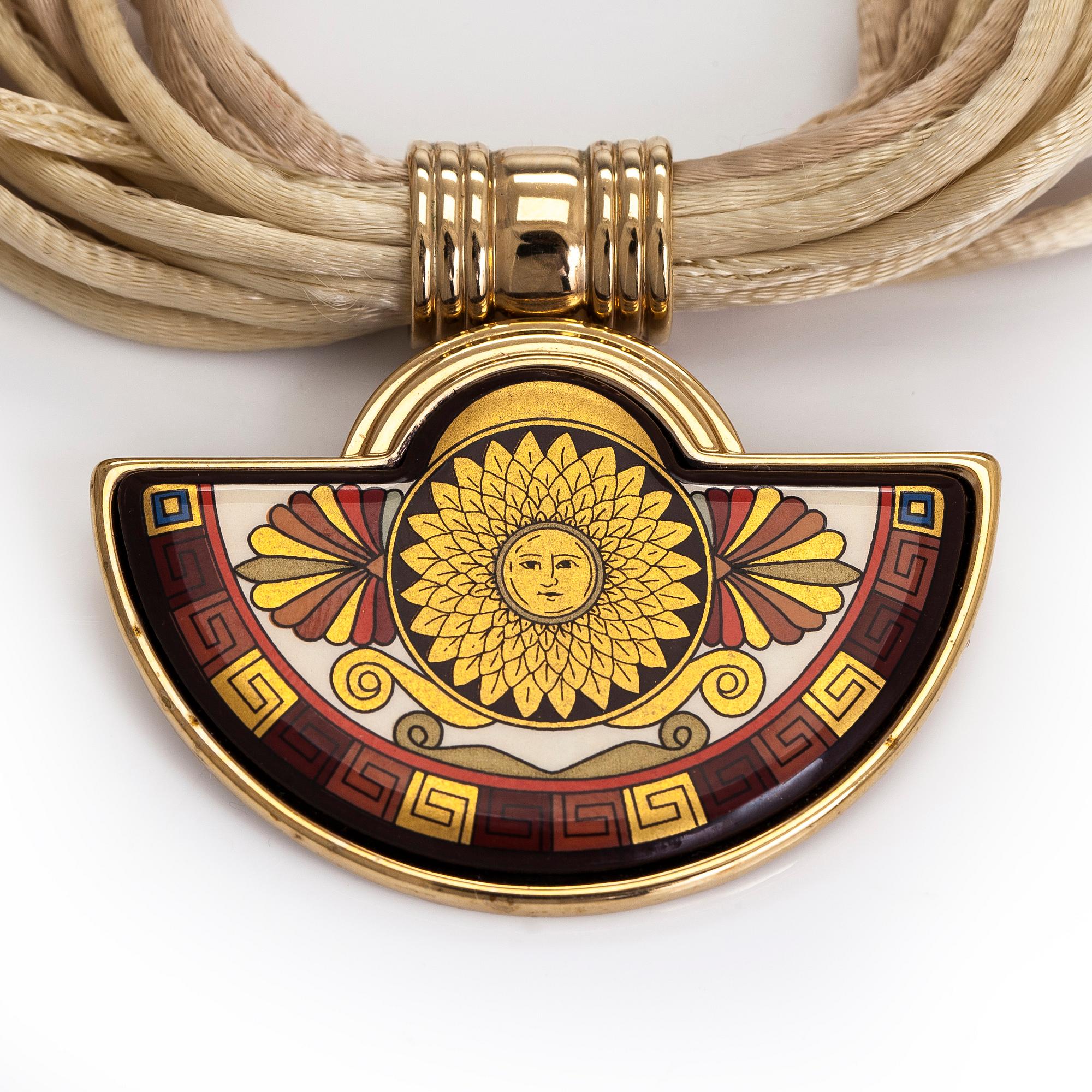 Michaela Frey, armband och halssmycke, förgylld metall, emalj.