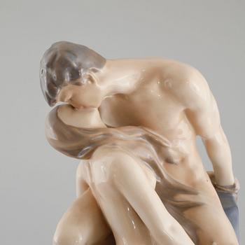 A porcelain figurine from Royal Copenhagen, nr 1132, 20th century.