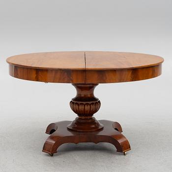 Dining table, Empire, 19th century.
