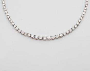 A line necklace with 104 brilliant cut diamonds total carat weight circa 25.44 cts. Quality circa G-H/VS-SI.