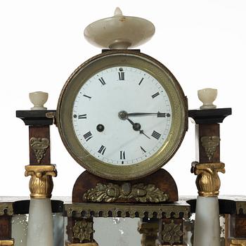 Bordspendyl, empire, 1800-tal.