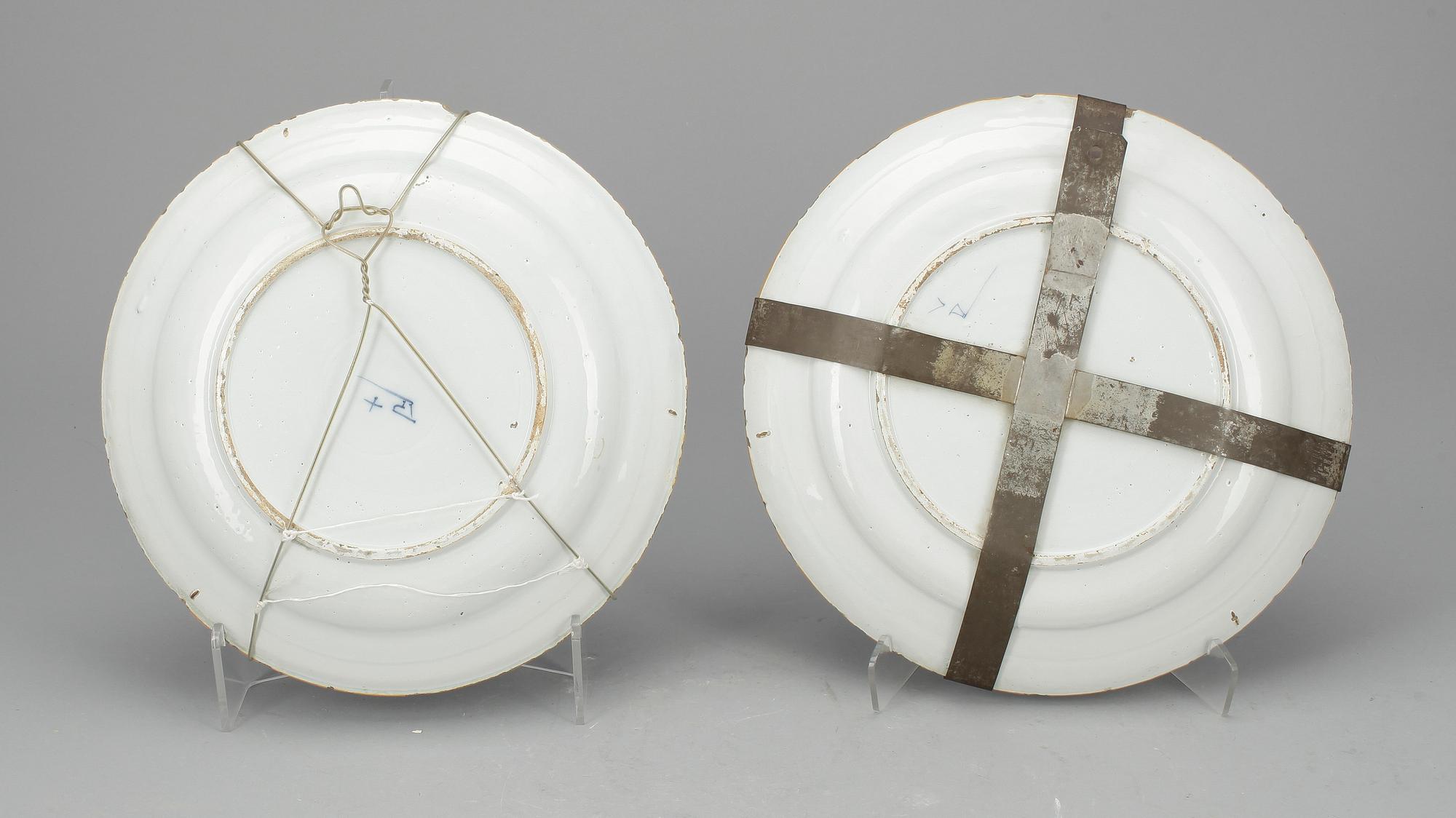 FAT, ett par, fajans, troligen Holland, 17/1800-tal.