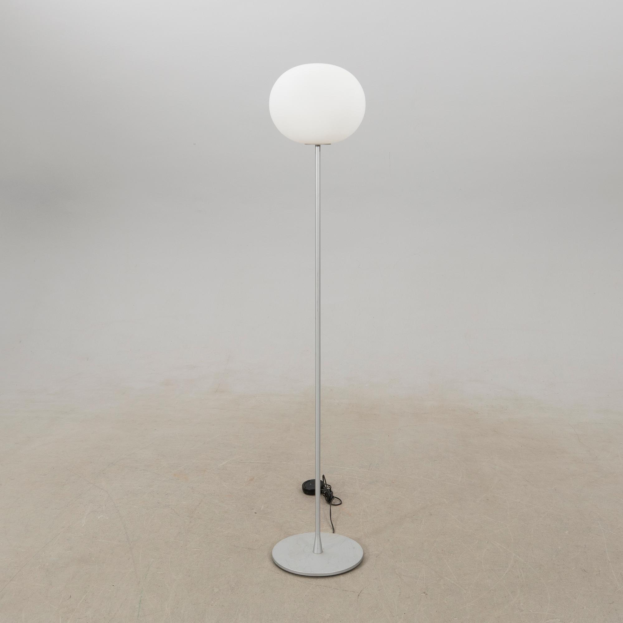 Floor lamp "Globe F2" Flos modern production.